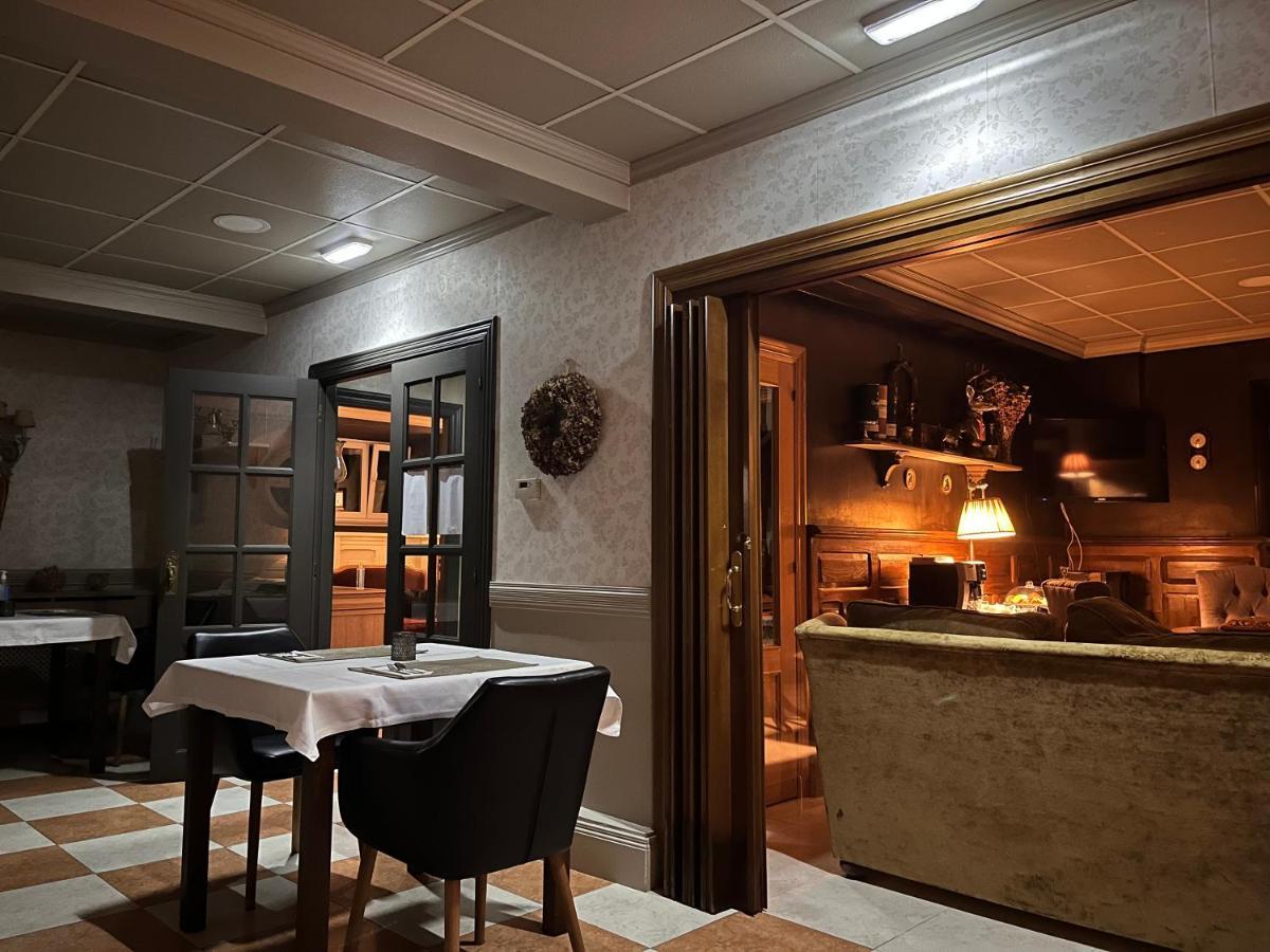 Pensjonat Casona Naviega Navia Zewnętrze zdjęcie